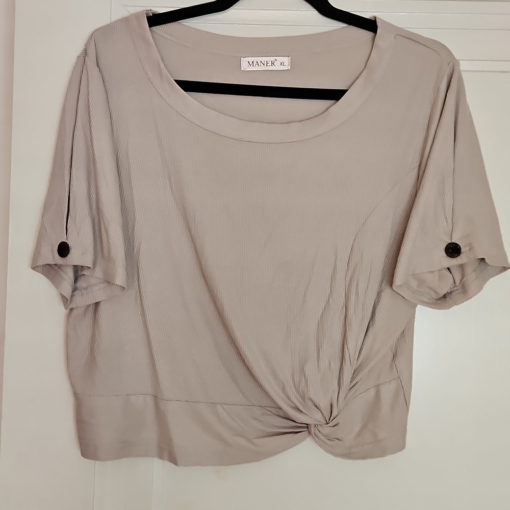 Maner Tan Knot-Front Short Sleeve Crop Top, Sz XL, Ribbed Fabric